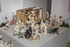Zvykosloví adventu a vánočního času ze šustí v podání Aleny Tschöpové, foto: Radek Lepka